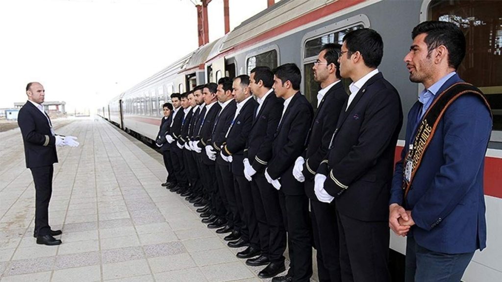 استخدام راه آهن ۱۴۰۳